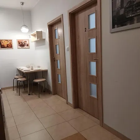 Apartament Obok Piotrkowskiej, Parking Gratis, Dostep Na Kod Lodz  Exterior photo