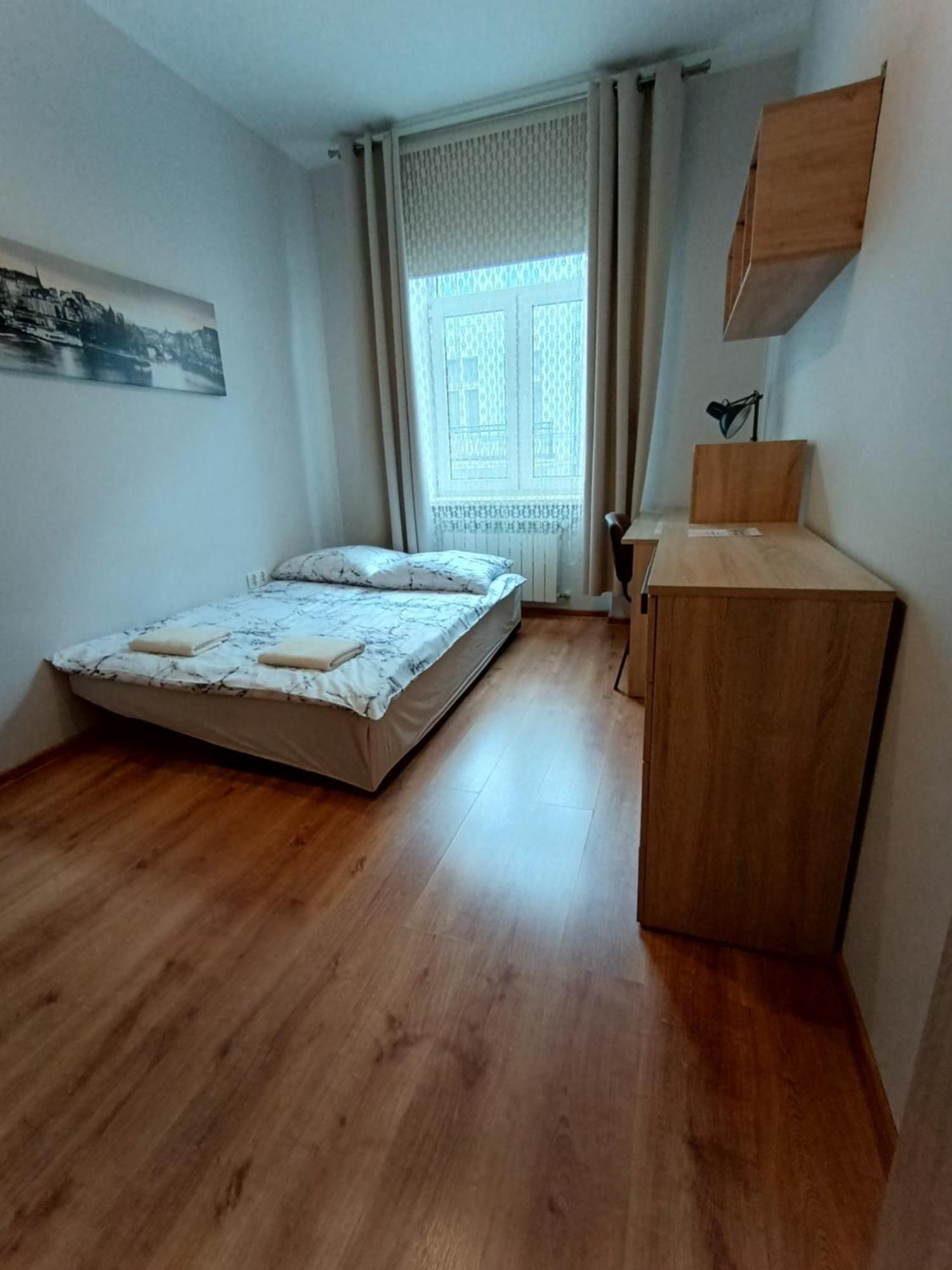 Obok Piotrkowskiej, Parking Gratis, Dostep Na Kod Apartment Lodz (Lodz)